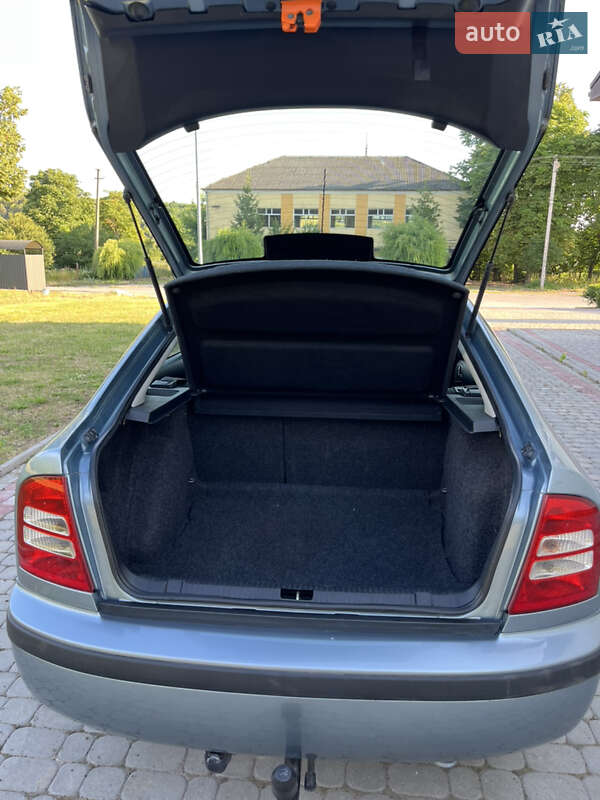 Ліфтбек Skoda Octavia 2003 в Теребовлі