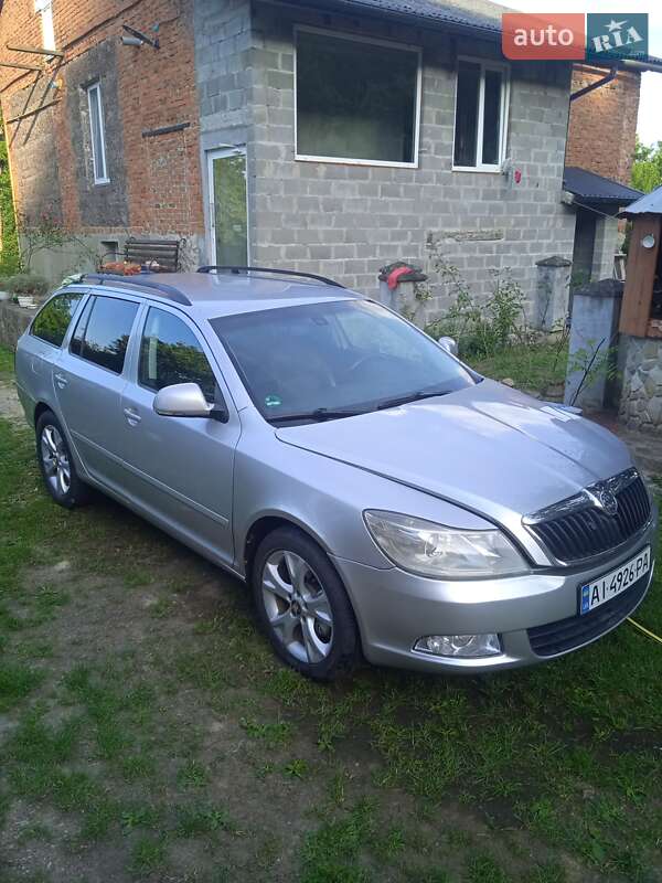 Универсал Skoda Octavia 2010 в Старом Самборе фото 10 Универсал Skoda Octavia 2010 в Старом Самборе