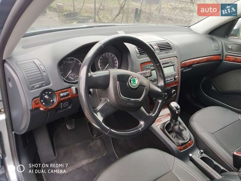 Лифтбек Skoda Octavia 2011 в Кропивницком