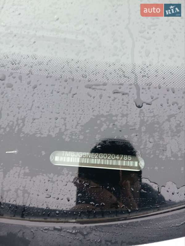 Универсал Skoda Octavia 2016 в Нововолынске