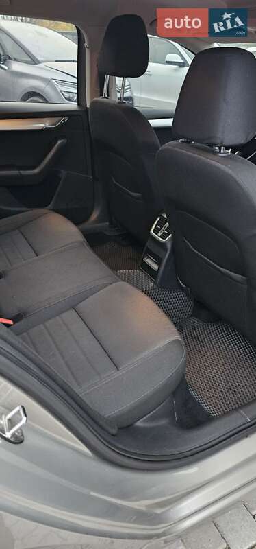 Универсал Skoda Octavia 2016 в Нововолынске