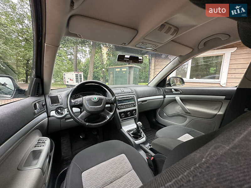 Универсал Skoda Octavia 2010 в Киеве