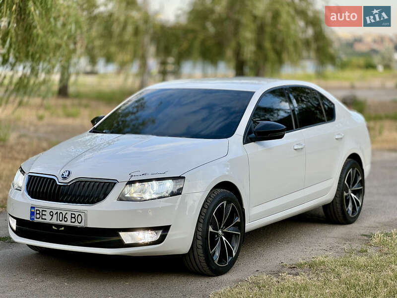 Лифтбек Skoda Octavia 2016 в Николаеве