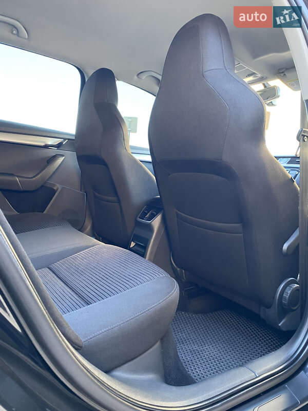 Универсал Skoda Octavia 2014 в Мукачево