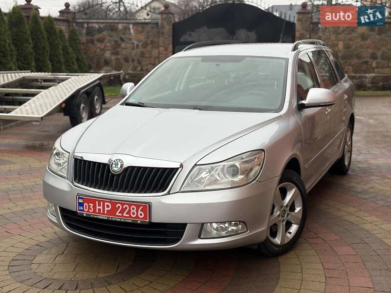 Универсал Skoda Octavia 2012 в Сарнах