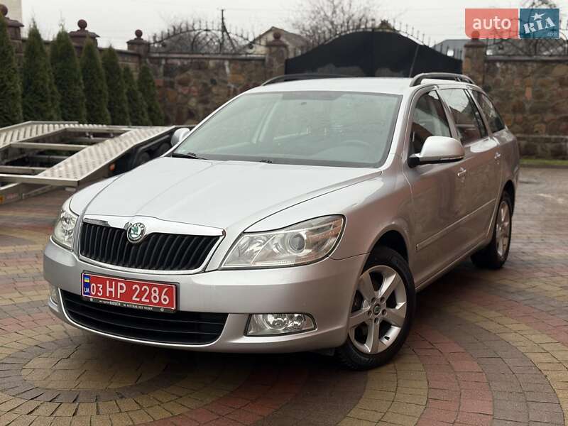 Универсал Skoda Octavia 2012 в Сарнах