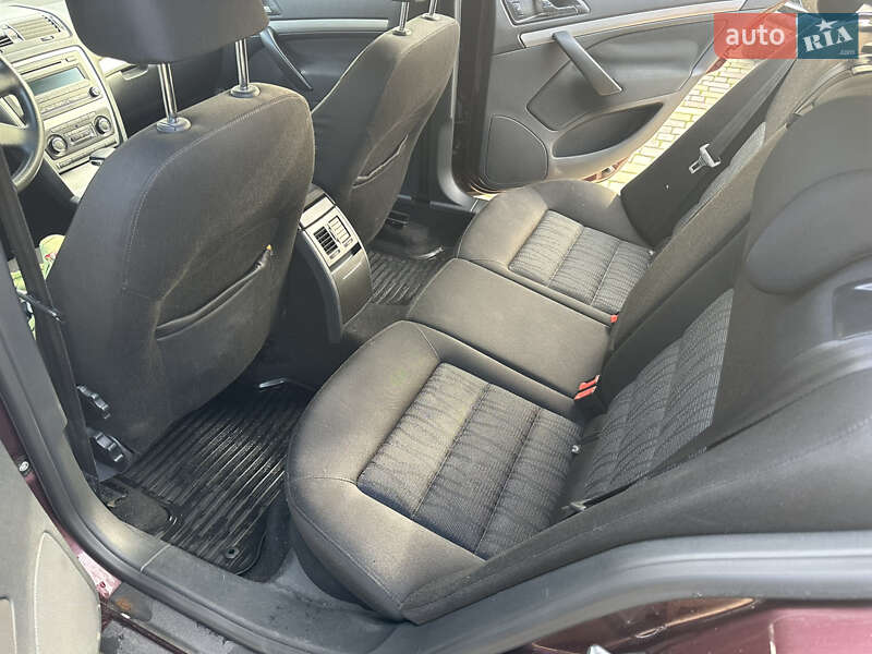 Лифтбек Skoda Octavia 2012 в Днепре