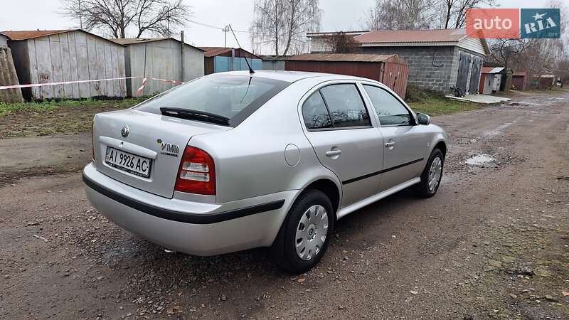 Ліфтбек Skoda Octavia 2006 в Смілі