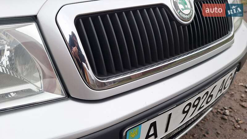 Ліфтбек Skoda Octavia 2006 в Смілі