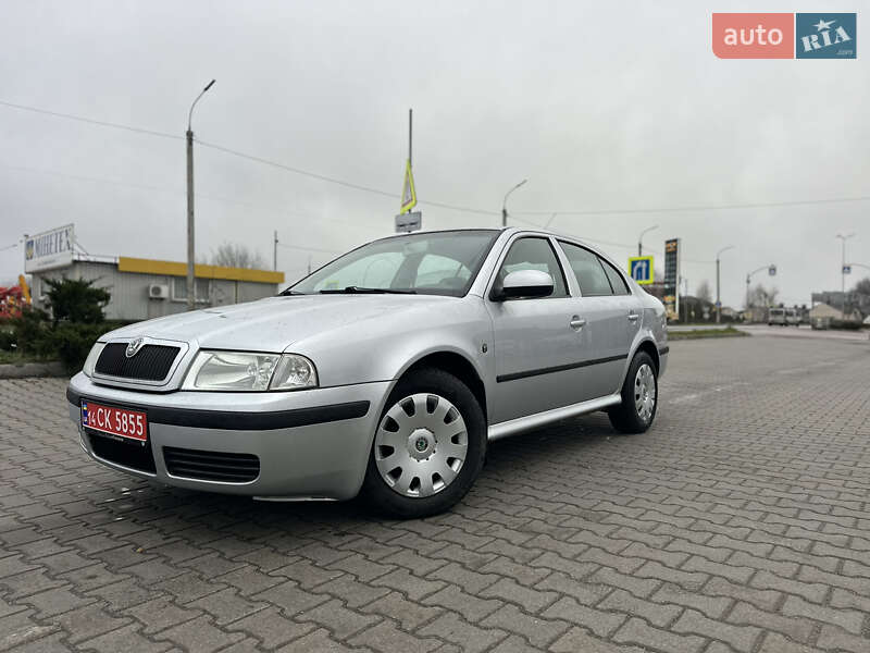 Лифтбек Skoda Octavia 2009 в Виннице