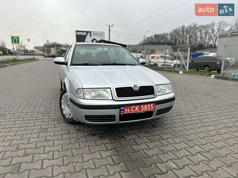 Лифтбек Skoda Octavia 2009 в Виннице