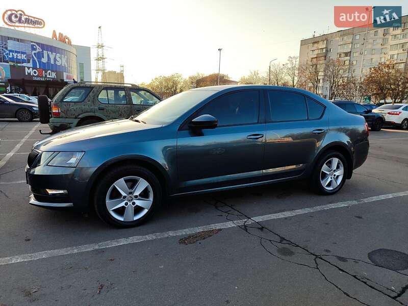 Лифтбек Skoda Octavia 2018 в Запорожье