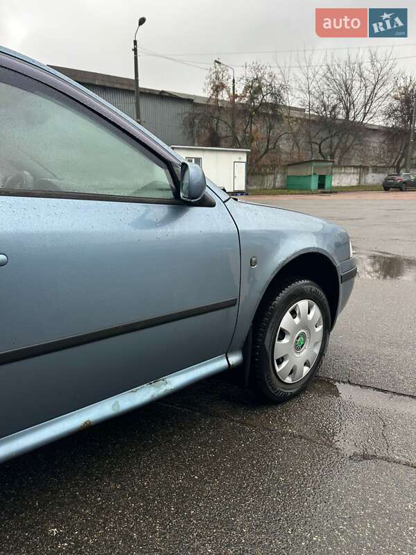 Лифтбек Skoda Octavia 2008 в Броварах