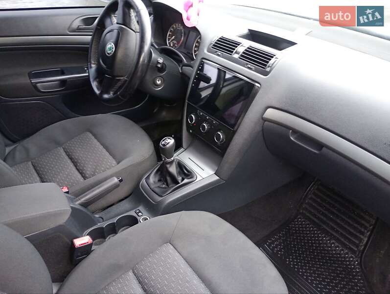 Универсал Skoda Octavia 2012 в Здолбунове