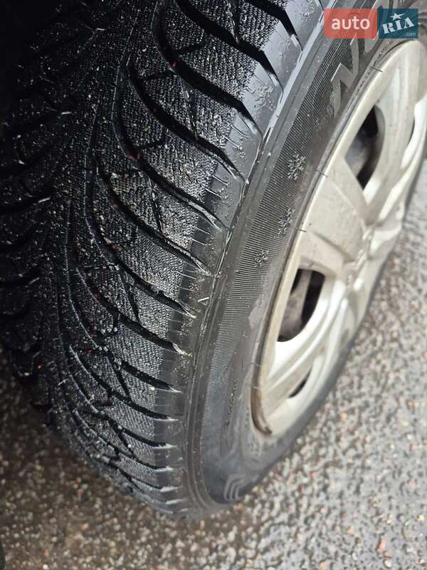 Лифтбек Skoda Octavia 1998 в Ирпене