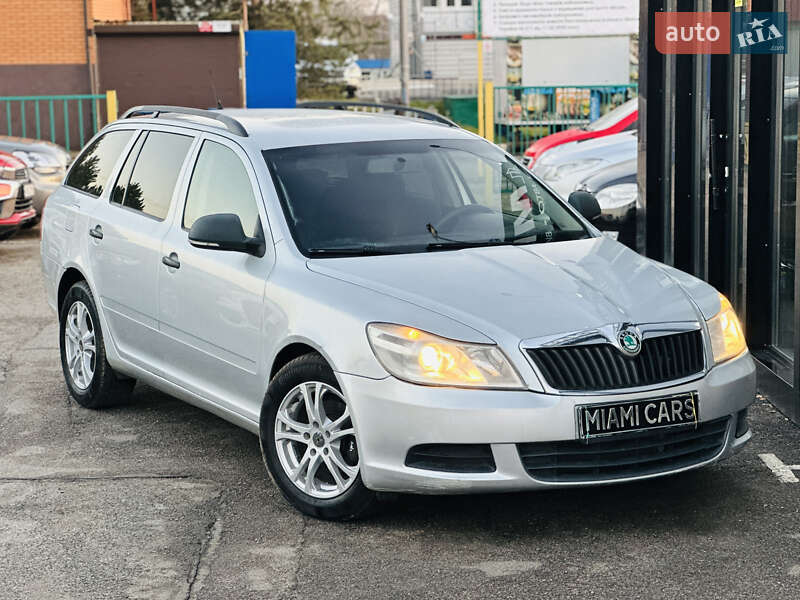 Універсал Skoda Octavia 2011 в Харкові