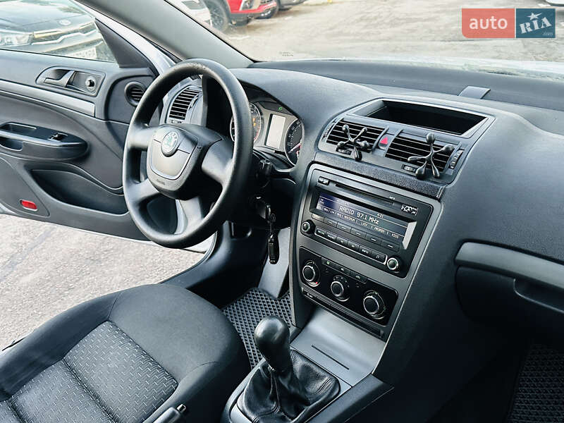 Універсал Skoda Octavia 2011 в Харкові
