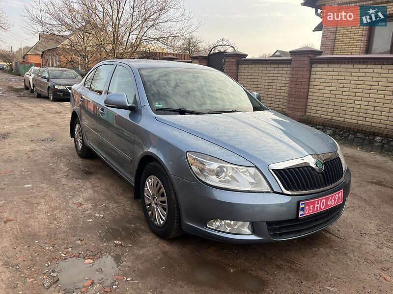 Лифтбек Skoda Octavia 2009 в Ахтырке