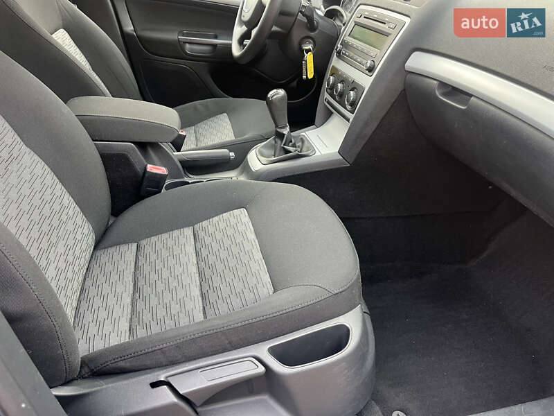 Лифтбек Skoda Octavia 2009 в Ахтырке