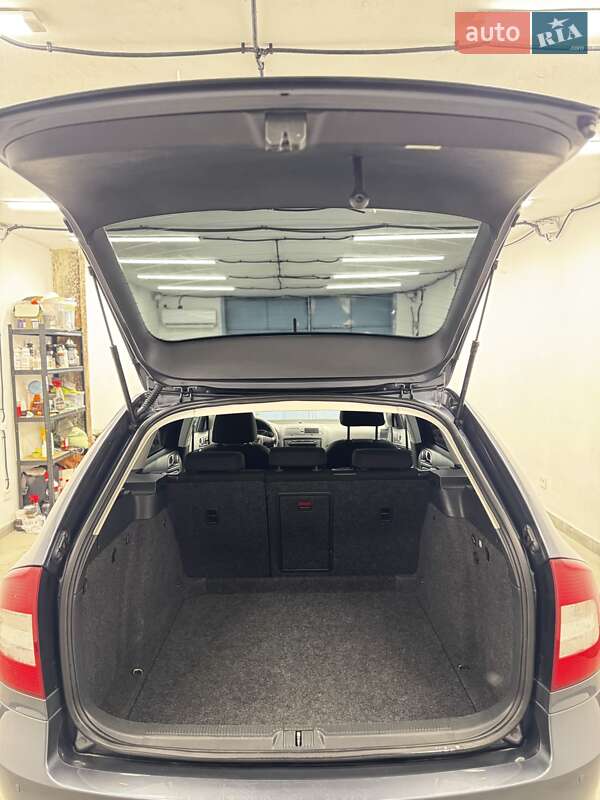 Универсал Skoda Octavia 2011 в Стрые