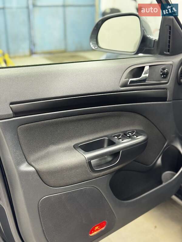 Универсал Skoda Octavia 2011 в Стрые