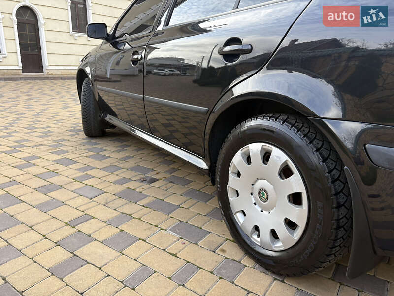 Лифтбек Skoda Octavia 2008 в Могилев-Подольске