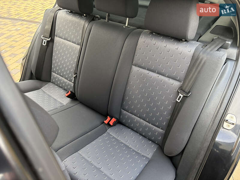 Лифтбек Skoda Octavia 2008 в Могилев-Подольске