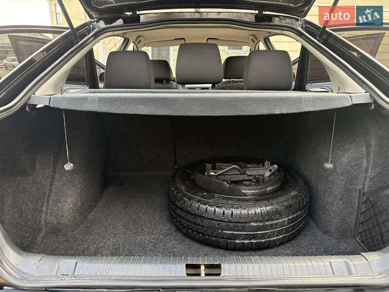 Лифтбек Skoda Octavia 2008 в Могилев-Подольске