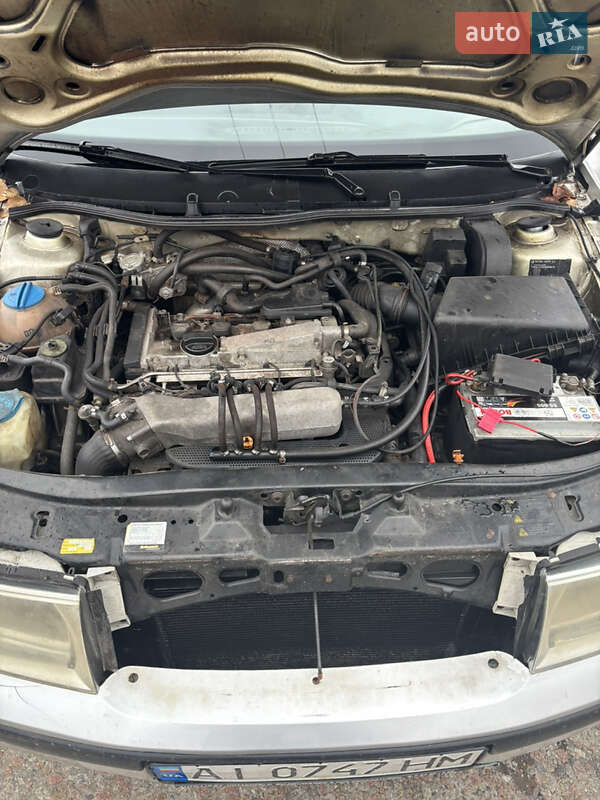 Лифтбек Skoda Octavia 2003 в Барышевке