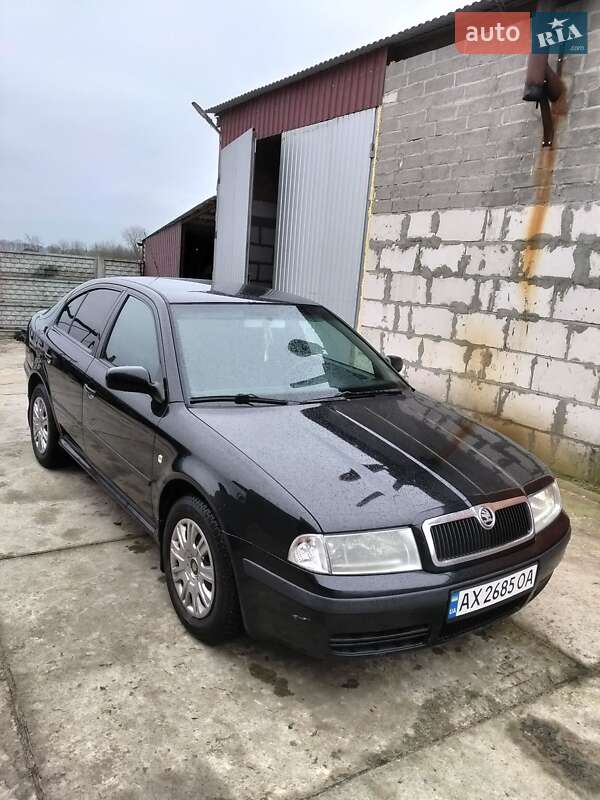 Лифтбек Skoda Octavia 2006 в Узине