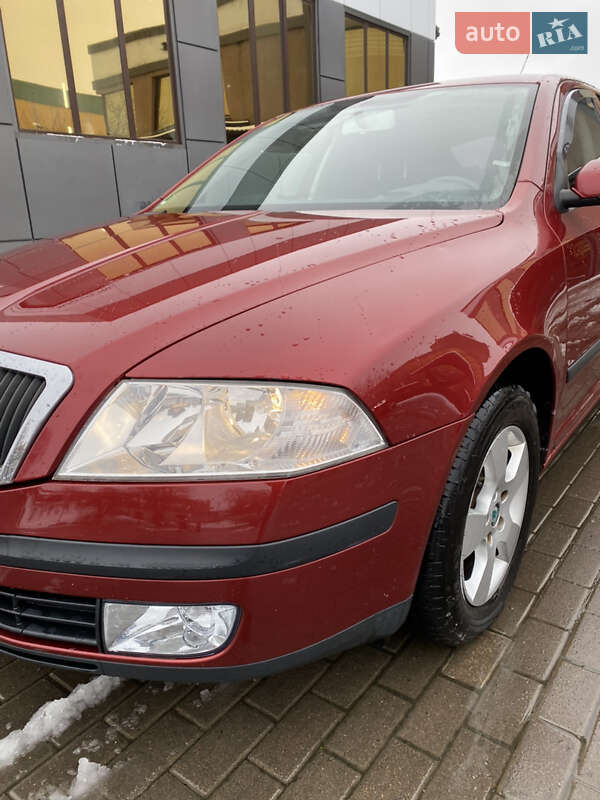 Ліфтбек Skoda Octavia 2008 в Рівному