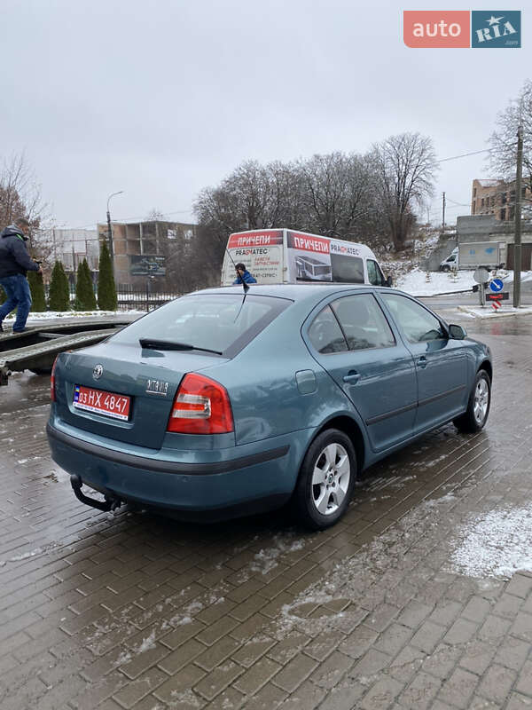 Лифтбек Skoda Octavia 2008 в Ровно