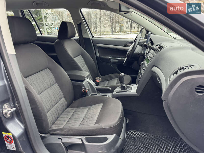 Универсал Skoda Octavia 2011 в Луцке