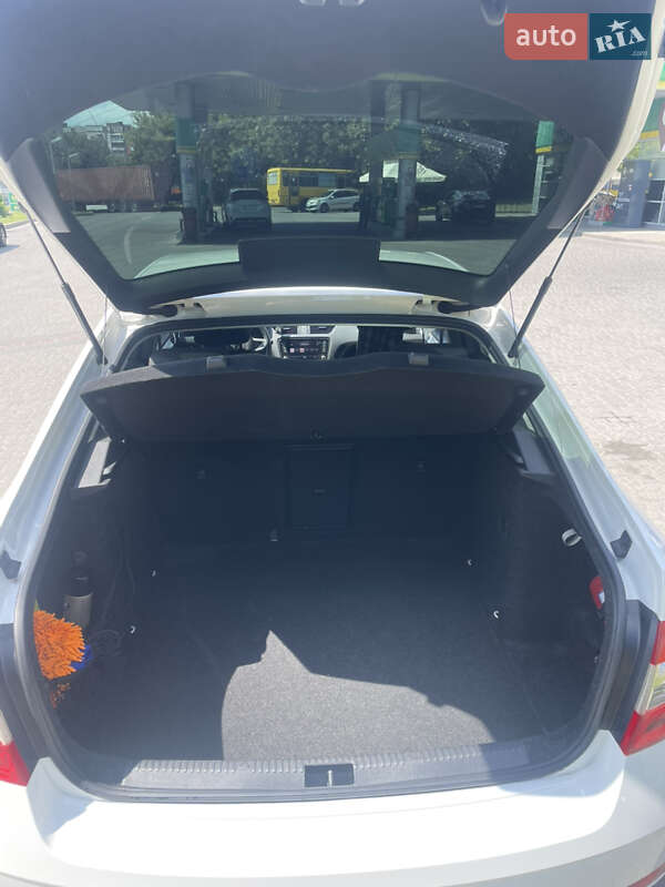 Лифтбек Skoda Octavia 2018 в Львове фото 4 Лифтбек Skoda Octavia 2018 в Львове