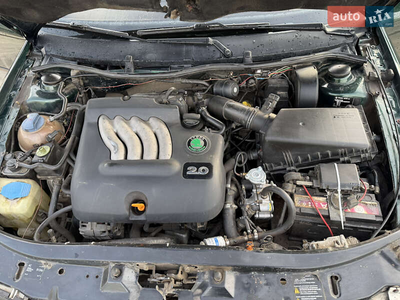 Ліфтбек Skoda Octavia 2000 в Ізюмі