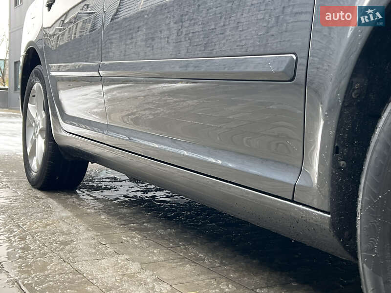 Ліфтбек Skoda Octavia 2011 в Луцьку