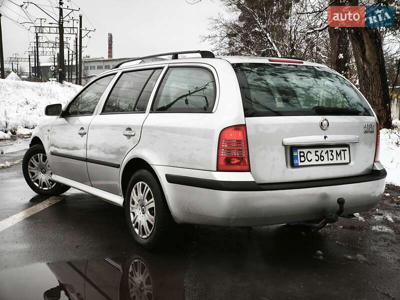 Универсал Skoda Octavia 2001 в Львове