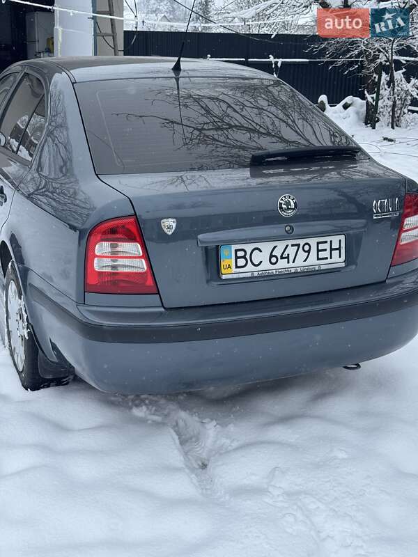 Ліфтбек Skoda Octavia 2004 в Стрию