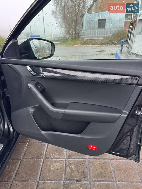 Универсал Skoda Octavia 2015 в Великой Багачке