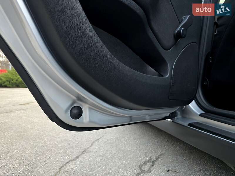 Универсал Skoda Octavia 2009 в Полтаве фото 118 Универсал Skoda Octavia 2009 в Полтаве