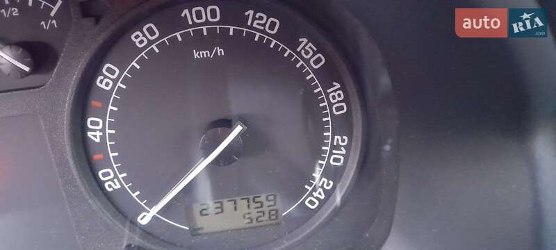 Универсал Skoda Octavia 2004 в Львове