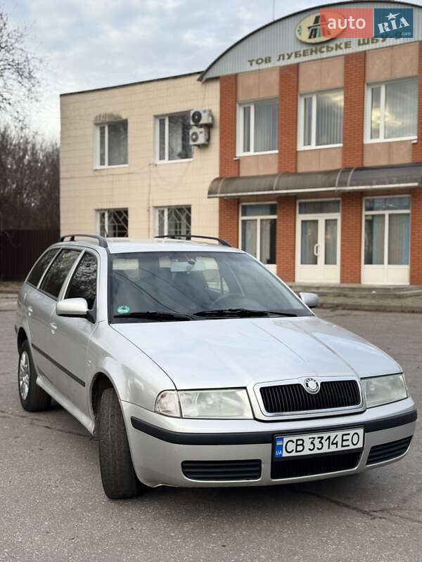 Универсал Skoda Octavia 2002 в Лубнах
