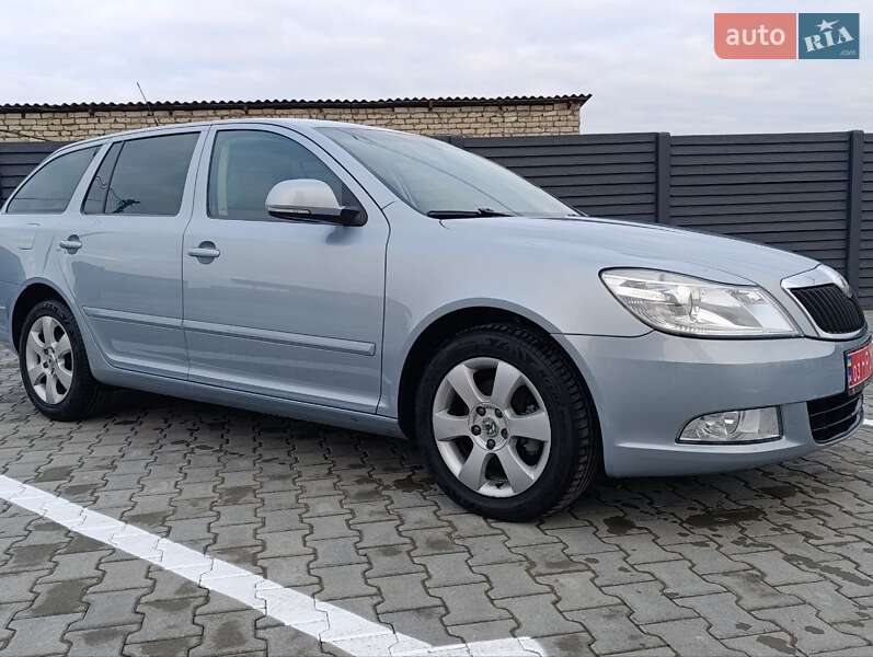 Универсал Skoda Octavia 2009 в Дубно