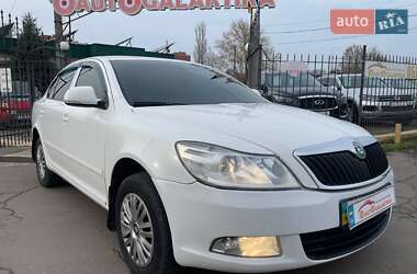 Лифтбек Skoda Octavia 2012 в Николаеве
