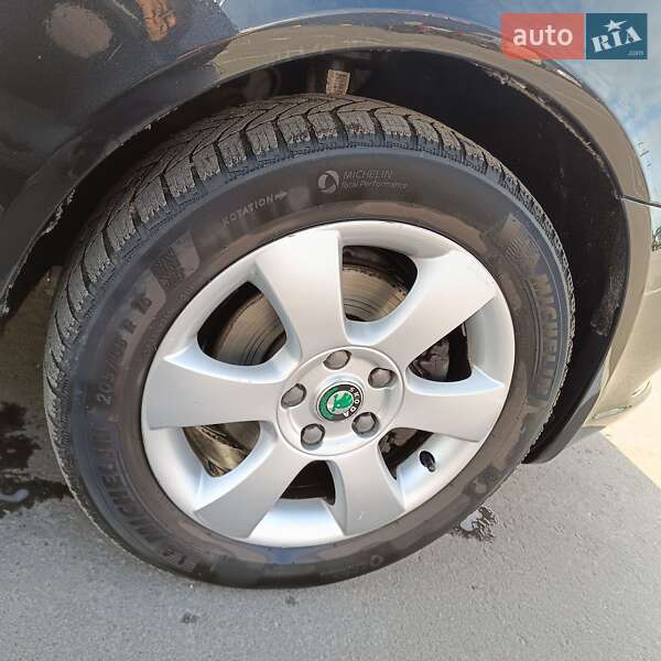 Лифтбек Skoda Octavia 2008 в Чернигове