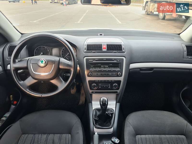 Лифтбек Skoda Octavia 2012 в Кропивницком