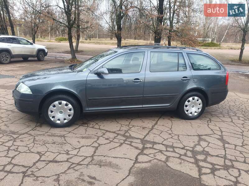 Универсал Skoda Octavia 2007 в Чернигове