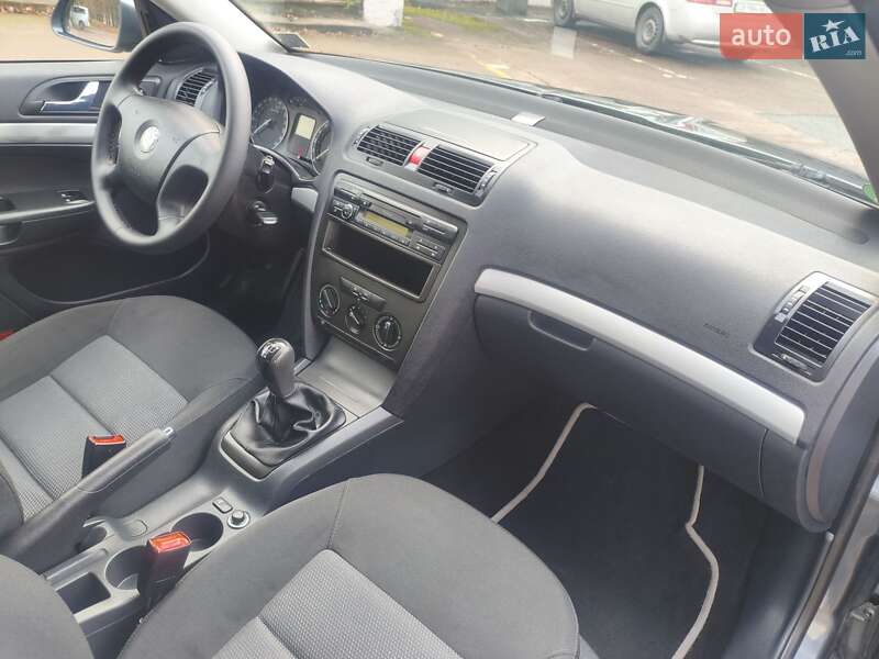 Универсал Skoda Octavia 2007 в Чернигове