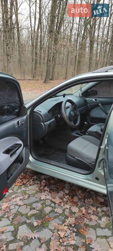 Універсал Skoda Octavia 2003 в Жашківу