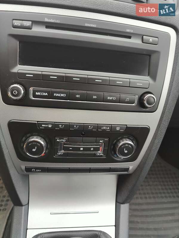 Универсал Skoda Octavia 2010 в Киеве фото 18 Универсал Skoda Octavia 2010 в Киеве